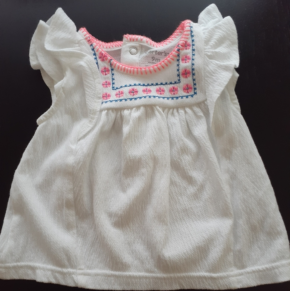 White short-sleeve blouse